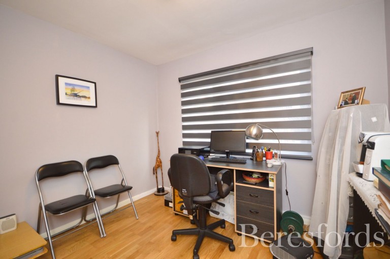 Images for Clyde Way, Rise Park, Romford, RM1