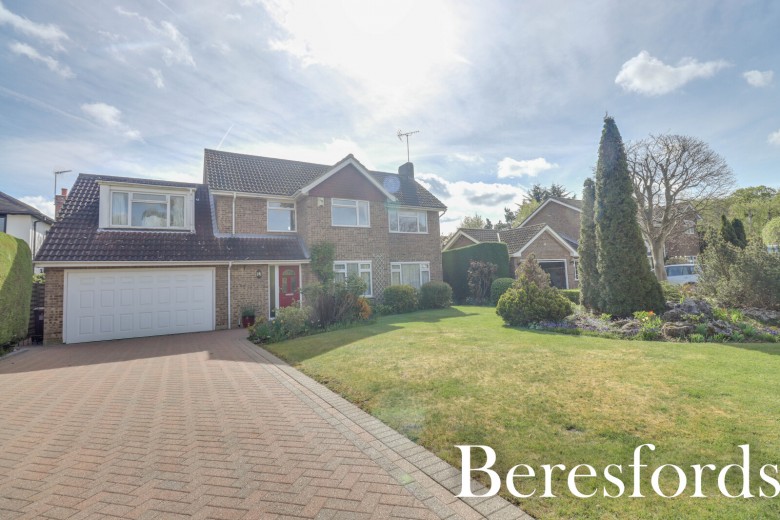 Click the photo for more details of Bowhay, Hutton, Brentwood, Essex, CM13