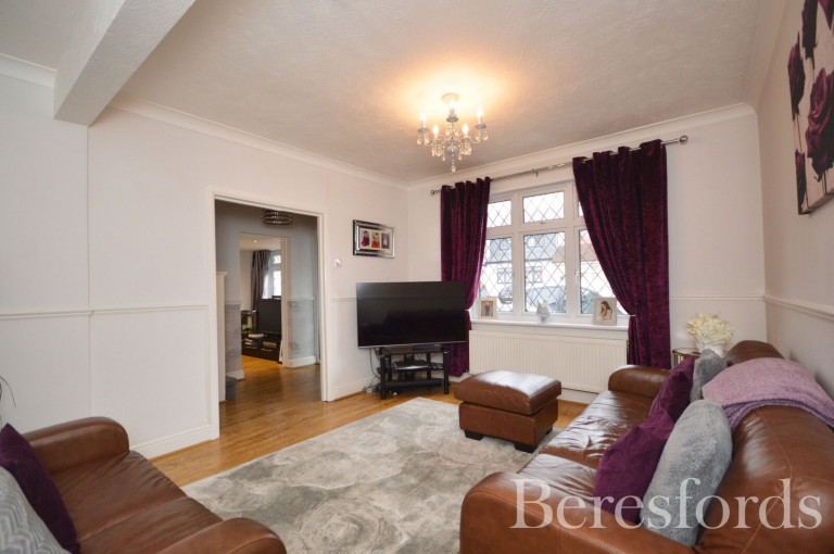 Images for Hamilton Avenue, Rise Park, Romford, RM1