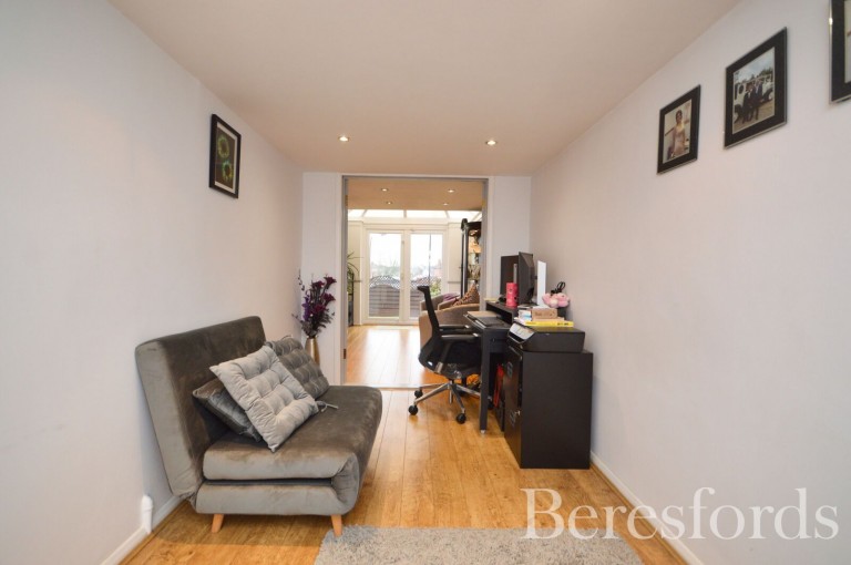 Images for Hamilton Avenue, Rise Park, Romford, RM1