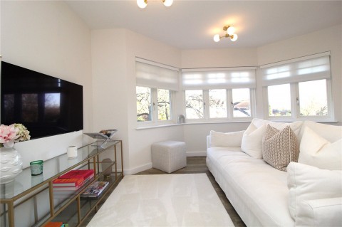 Click the photo for more details of Kestrel Close, Shenfield, Brentwood, Essex, CM15