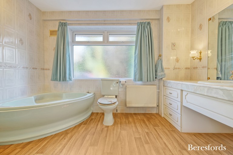 Images for Spurgate, Hutton Mount, Brentwood, Essex, CM13