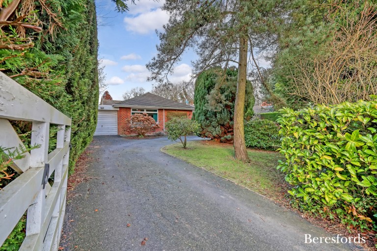 Images for Spurgate, Hutton Mount, Brentwood, Essex, CM13