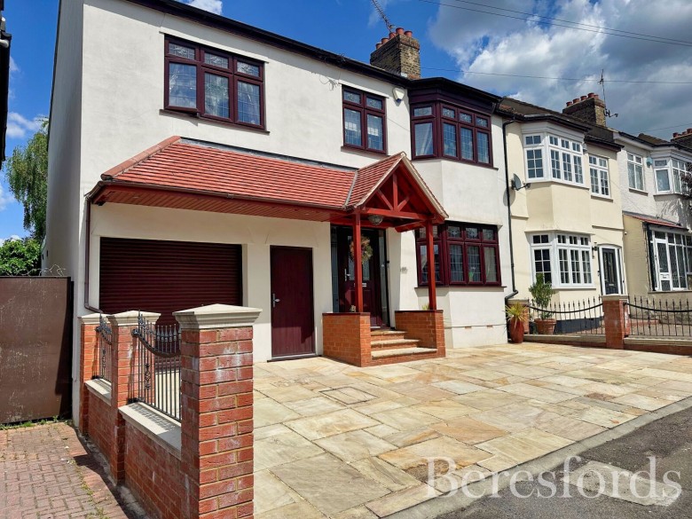 Click the photo for more details of Bush Elms Road, Hornchurch, RM11