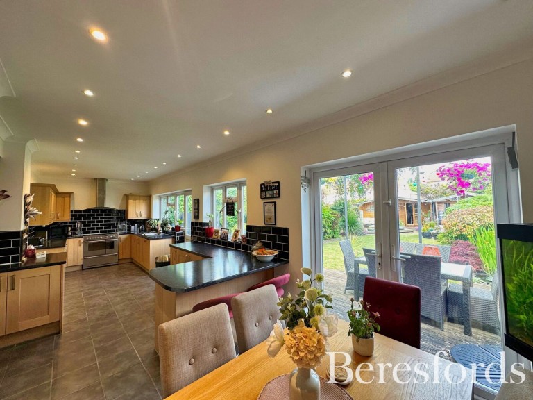 Images for Bush Elms Road, Hornchurch, RM11