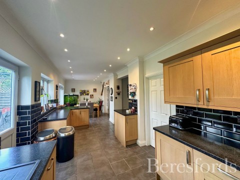 Click the photo for more details of Bush Elms Road, Hornchurch, RM11