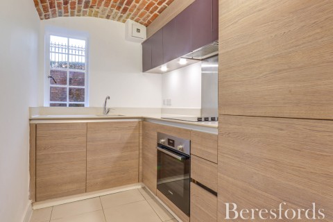 Click the photo for more details of The Galleries, Warley, Brentwood, Essex, CM14