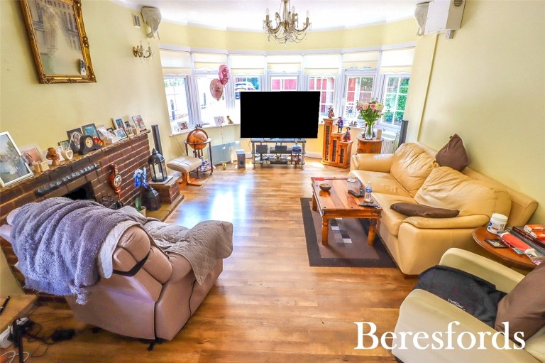 Images for Little Gaynes Lane, Upminster, Essex, RM14