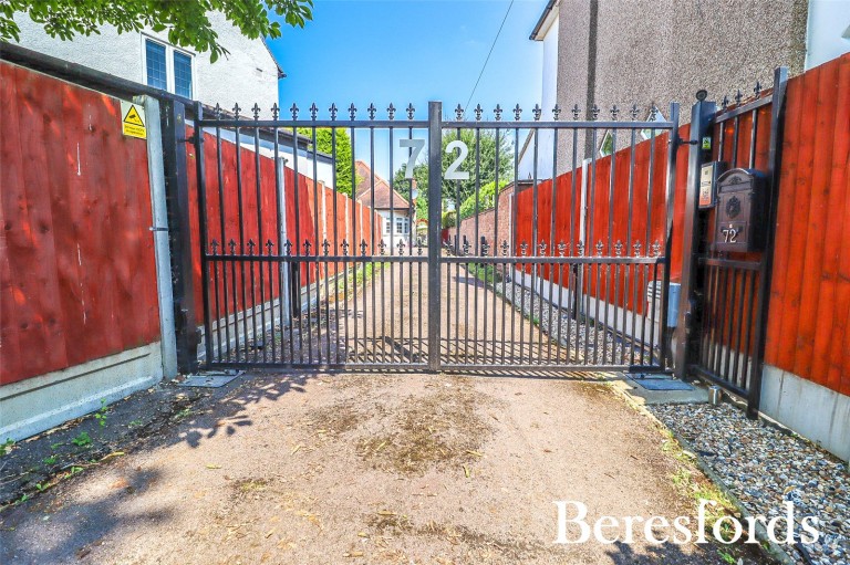 Images for Little Gaynes Lane, Upminster, Essex, RM14