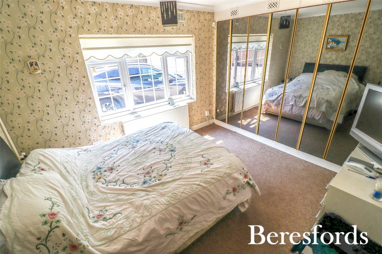 Images for Little Gaynes Lane, Upminster, Essex, RM14