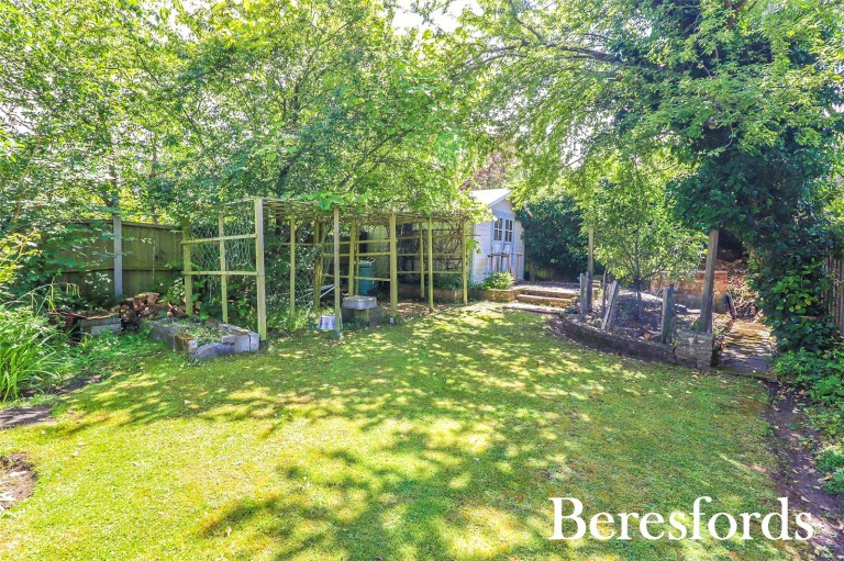 Images for Waldegrave Gardens, Upminster, RM14