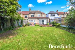 Images for Waldegrave Gardens, Upminster, RM14