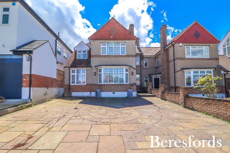 Images for Waldegrave Gardens, Upminster, RM14