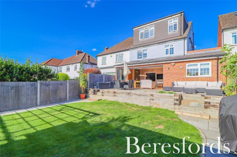 Click the photo for more details of Hornbeam Avenue, Upminster, RM14