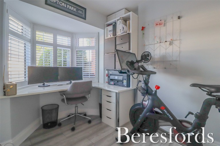 Images for Hornbeam Avenue, Upminster, RM14