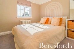 Images for Hornbeam Avenue, Upminster, RM14