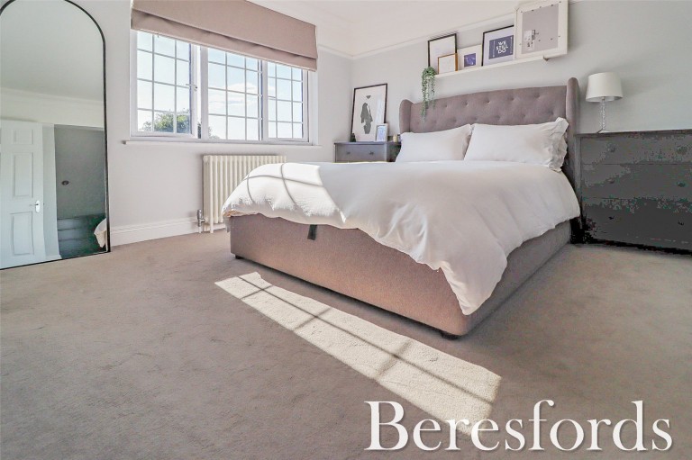 Images for Hornbeam Avenue, Upminster, RM14