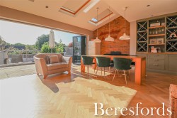 Images for Hornbeam Avenue, Upminster, RM14