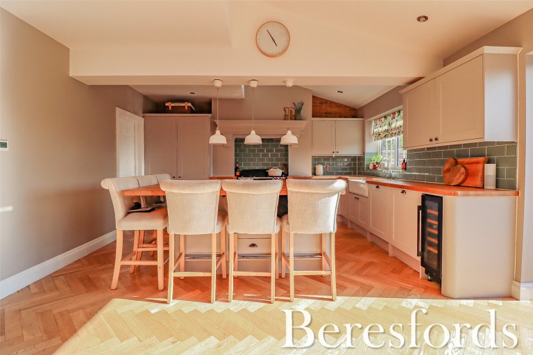 Images for Hornbeam Avenue, Upminster, RM14