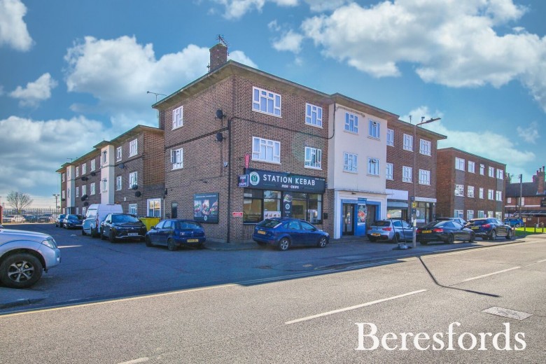 Click the photo for more details of Station Road, West Horndon, Essex, CM13