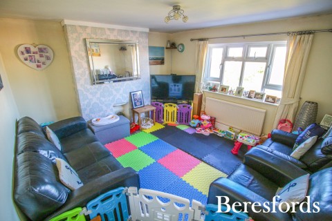 Click the photo for more details of Station Road, West Horndon, Essex, CM13