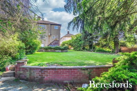 Click the photo for more details of Aspen Grove, Upminster, Essex, RM14