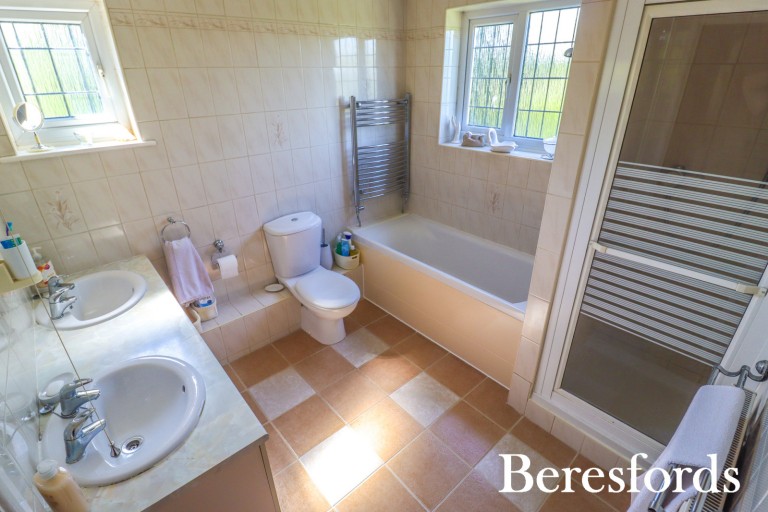 Images for Aspen Grove, Upminster, Essex, RM14