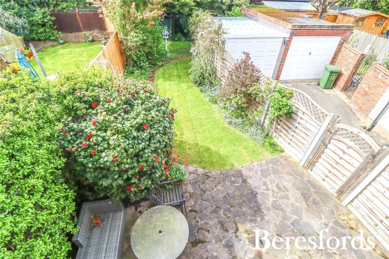 Images for Fleet Avenue, Upminster, RM14