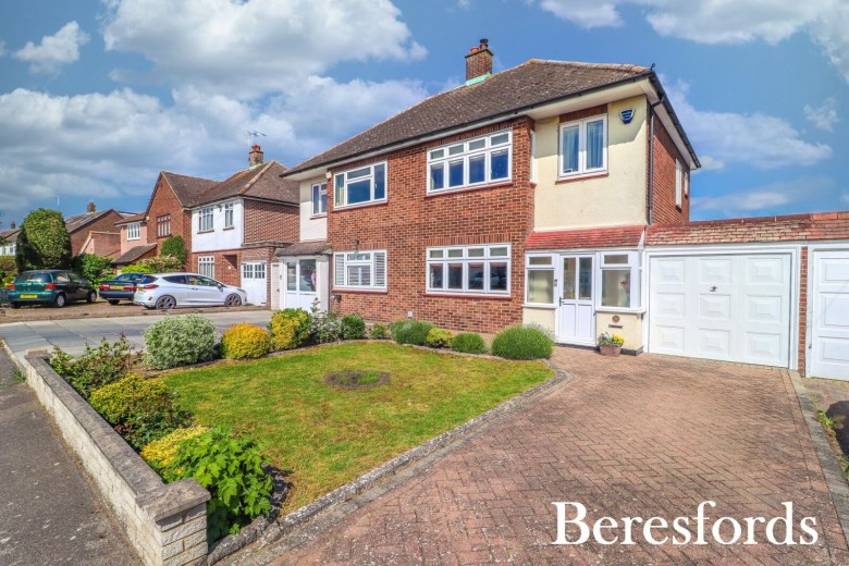 Click the photo for more details of Clavering Gardens, West Horndon, Brentwood, Essex, CM13