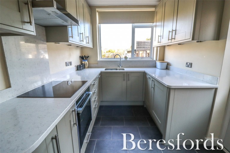 Images for Brackendale Gardens, Upminster, RM14