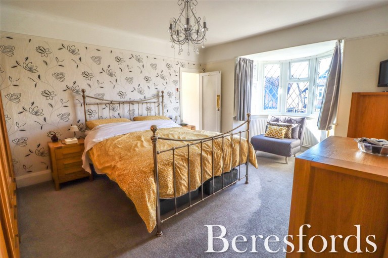 Images for Brackendale Gardens, Upminster, RM14