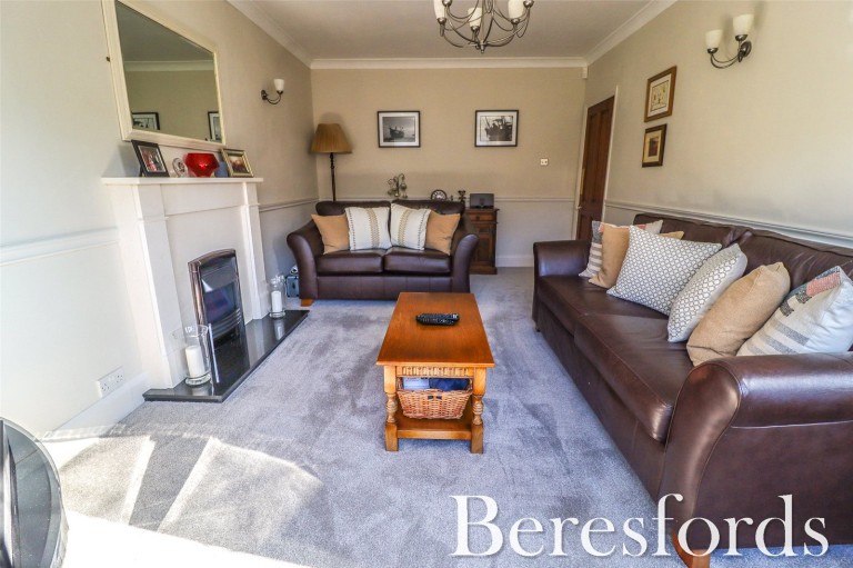 Images for Brackendale Gardens, Upminster, RM14