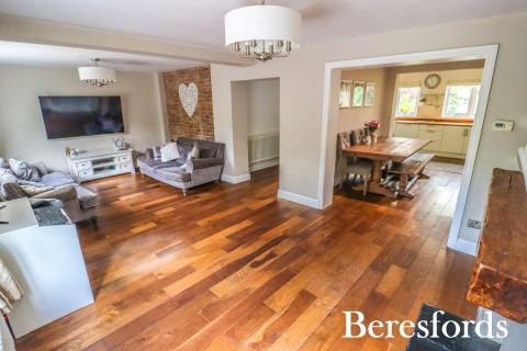 Click the photo for more details of Ockendon Road, Upminster, RM14