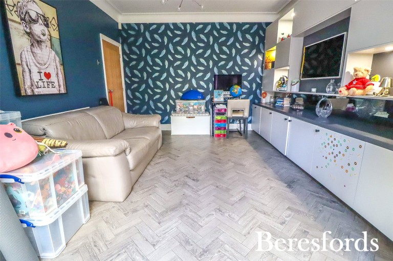 Images for Hall Lane, Upminster, RM14