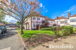 Images for Highview Gardens, Upminster, RM14