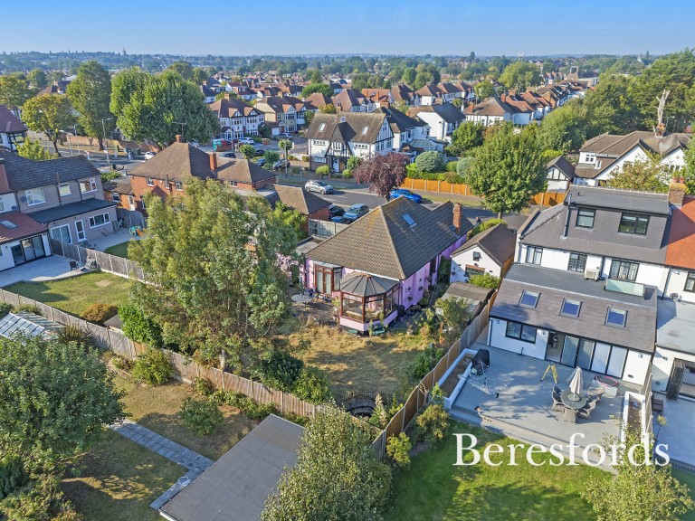 Images for Park Drive, Upminster, RM14