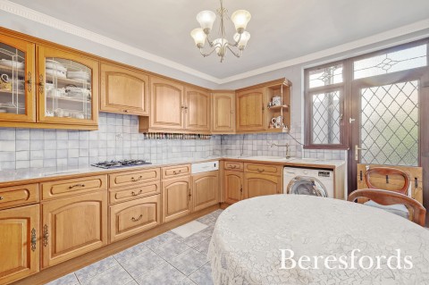 Click the photo for more details of Park Drive, Upminster, RM14