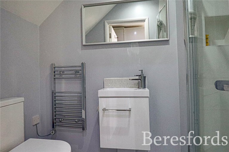 Images for Dury Falls Close, Hornchurch, RM11