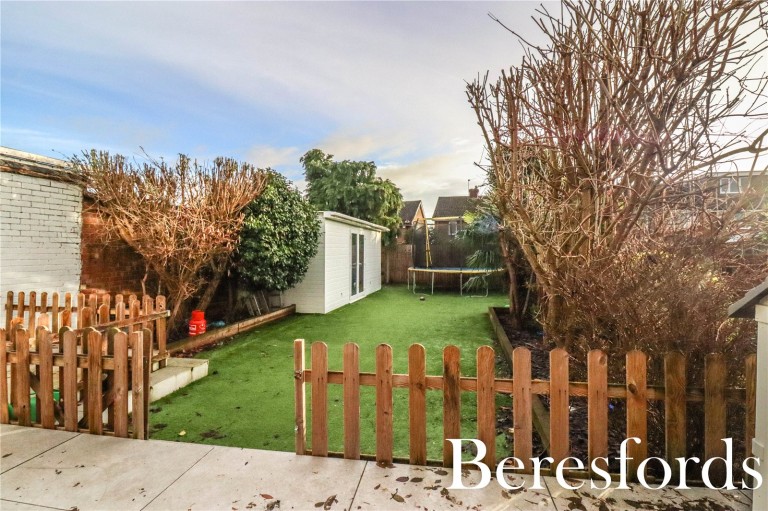 Images for Dury Falls Close, Hornchurch, RM11