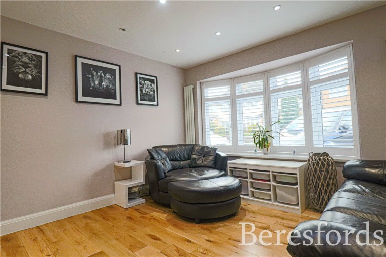 Images for Dury Falls Close, Hornchurch, RM11