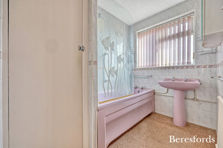 Images for Severn Drive, Upminster, RM14