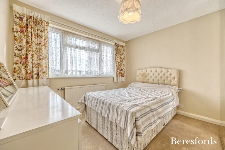 Images for Severn Drive, Upminster, RM14