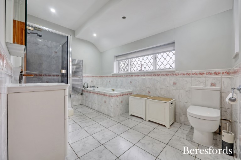Images for Hall Lane, Upminster, RM14