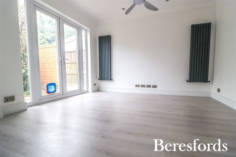 Images for Brookdale Avenue, Upminster, RM14