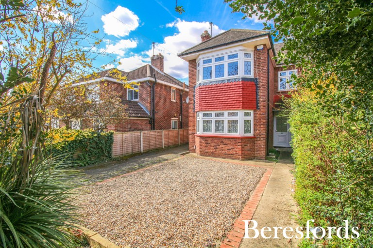 Images for Brookdale Avenue, Upminster, RM14