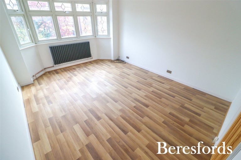 Images for Brookdale Avenue, Upminster, RM14