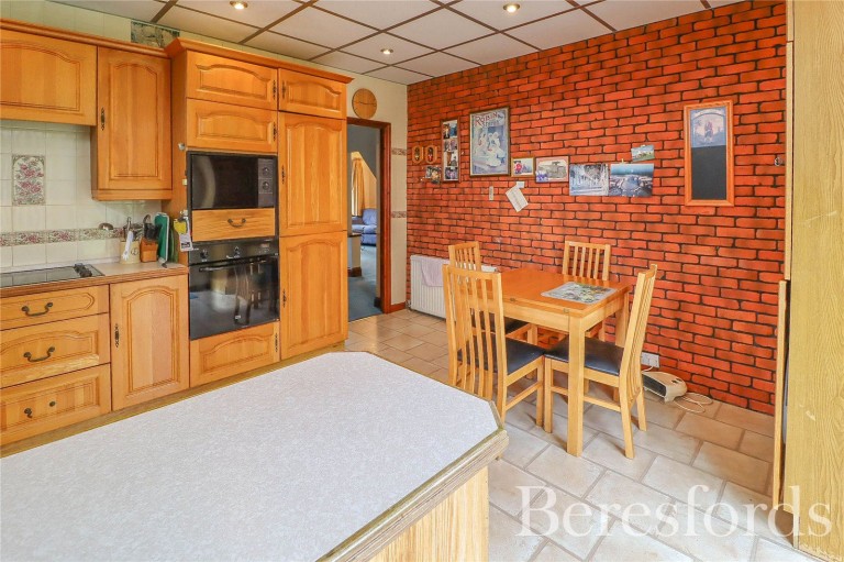 Images for The Crescent, Upminster, RM14