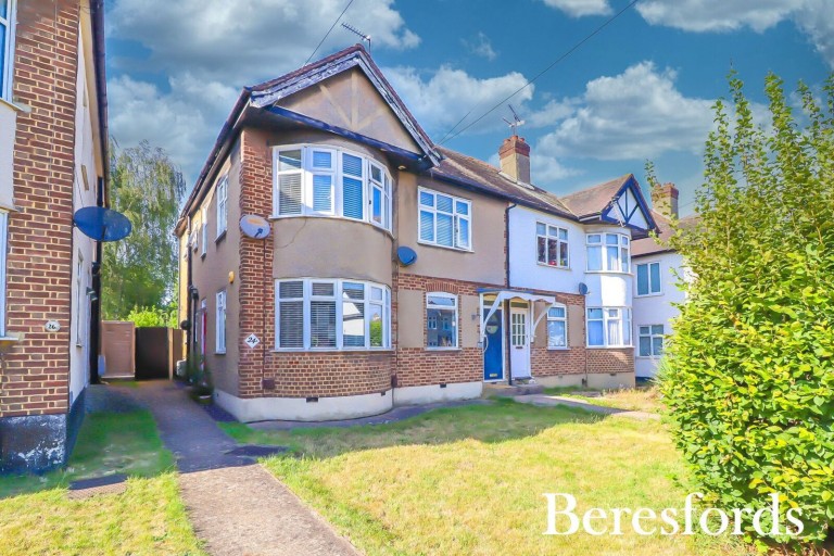 Images for Granton Avenue, Upminster, RM14