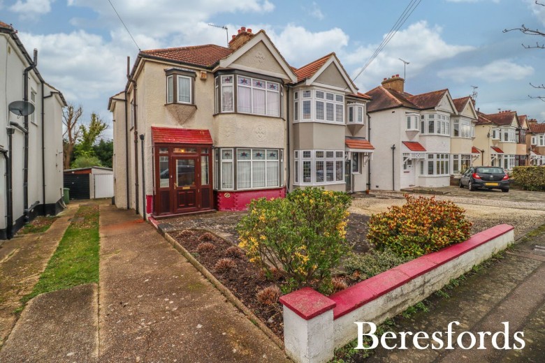 Click the photo for more details of Meadowside Road, Upminster, RM14