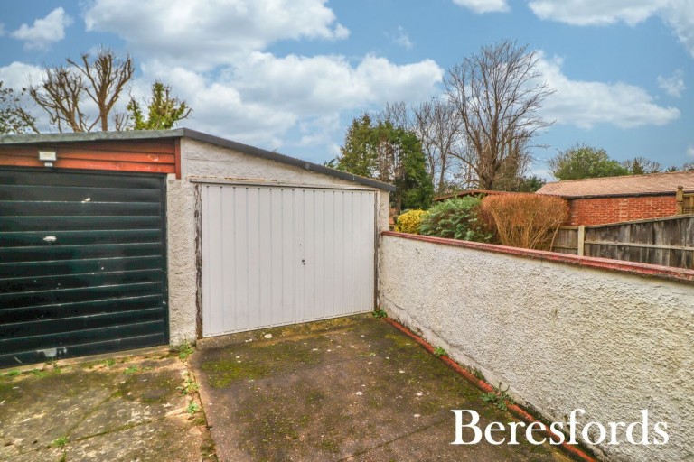 Images for Meadowside Road, Upminster, RM14